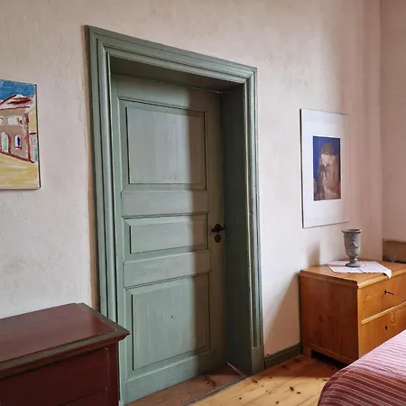 Luxuriou In With Fireplace Steffenshagen